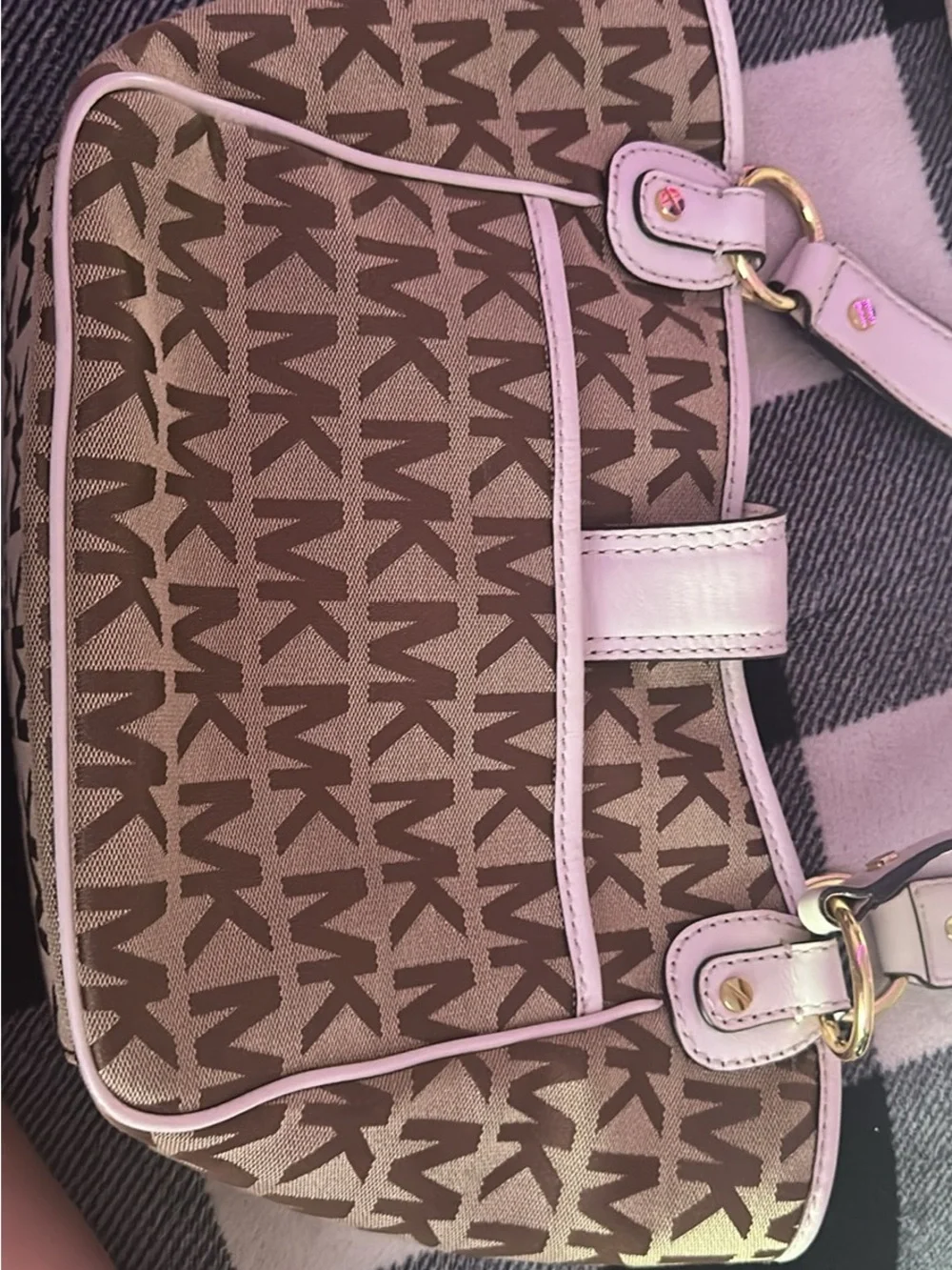 Michael Kors Neutral Beige Shoulder Bag with Logo Lining